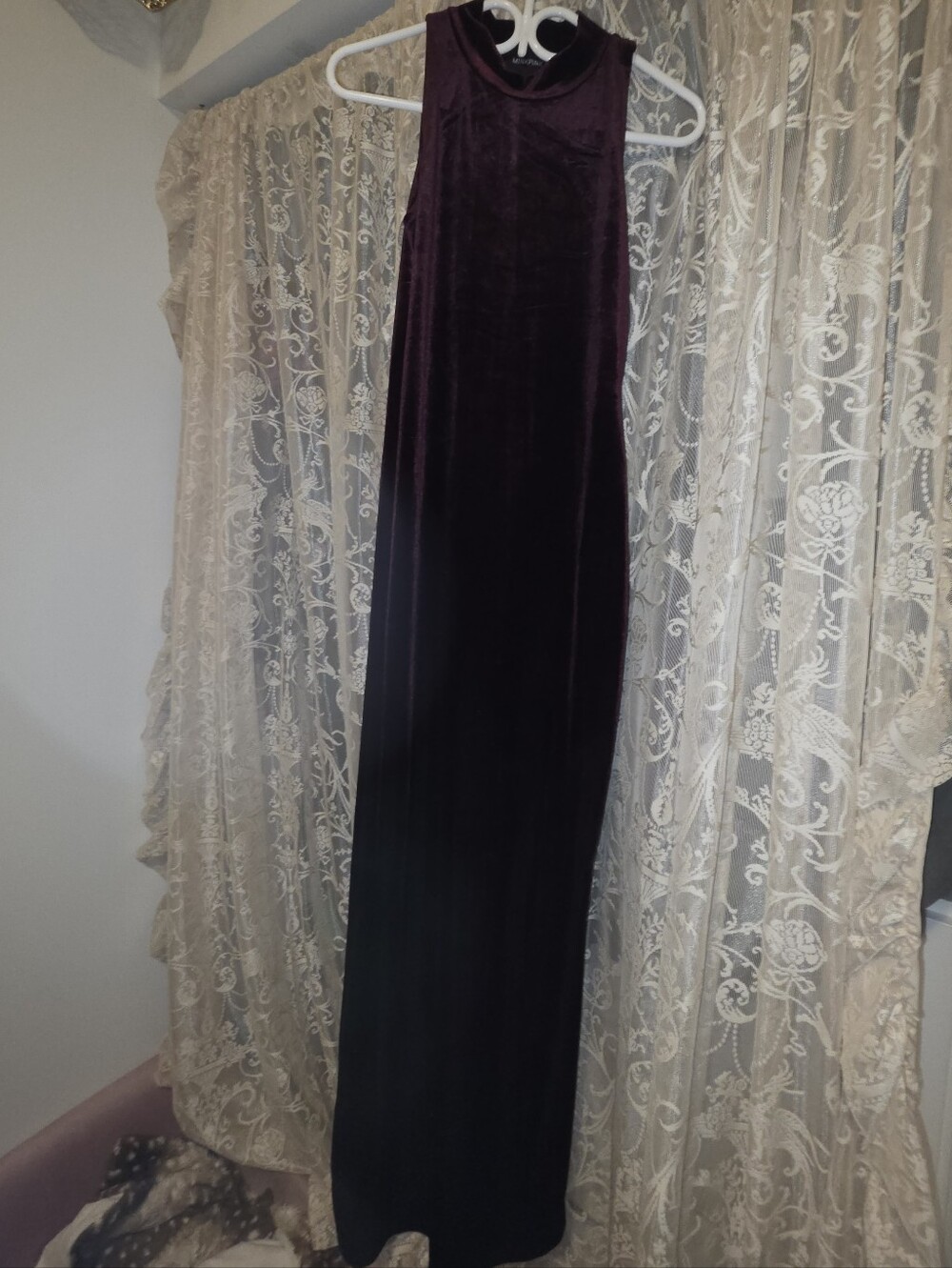 MINKPINK Plum Velvet Sleeveless Maxi Dress